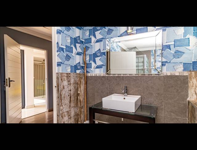 4 BEDROOM HOUSE FOR SALE IN GLEN ERASMIA